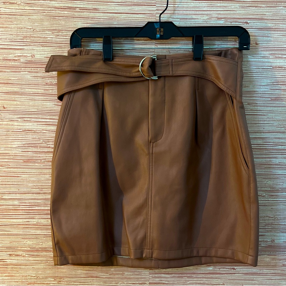 Women’s faux leather skirt size 4
